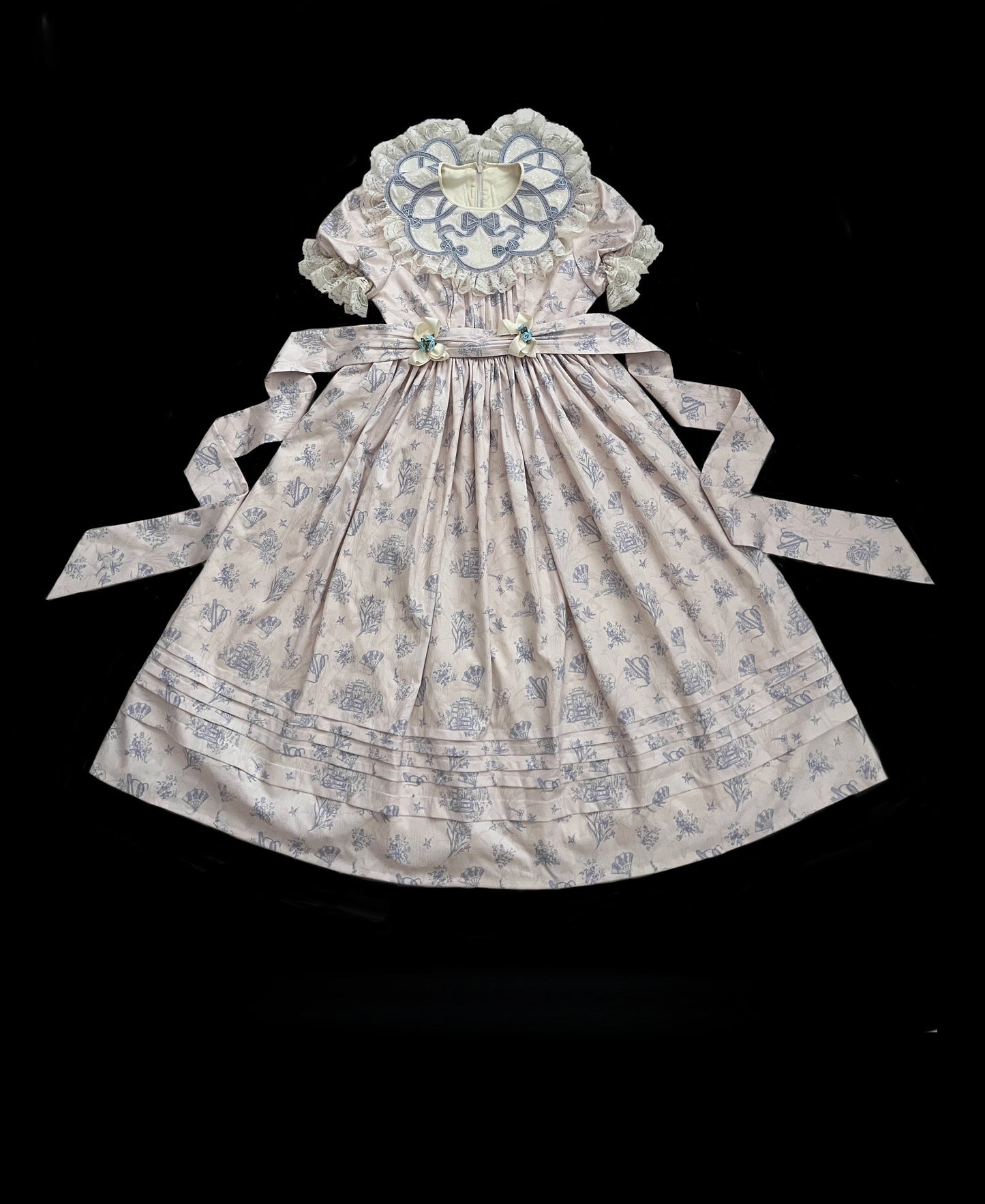 Vintage Garden Lolita Dress - Embroidered Floral Collar OP in Soft Green