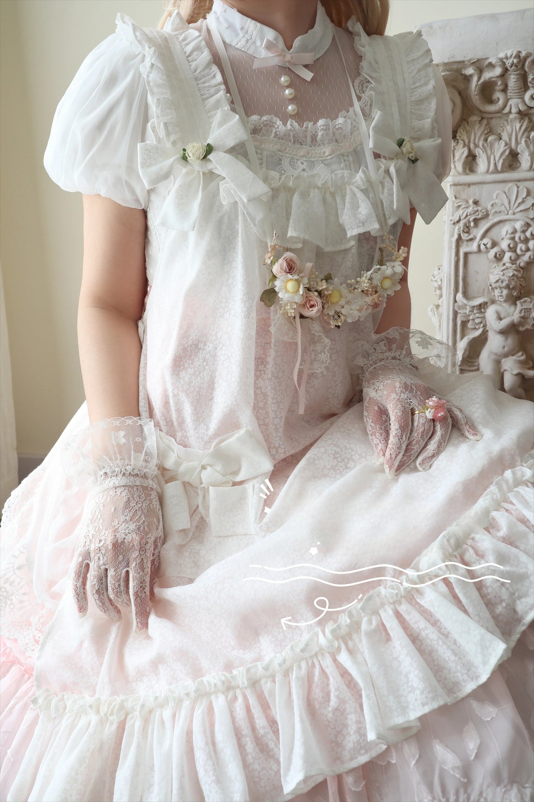 Elegant Pink and White Lace Lolita Dress with Puffed Sleeves and Ruffled Skirt