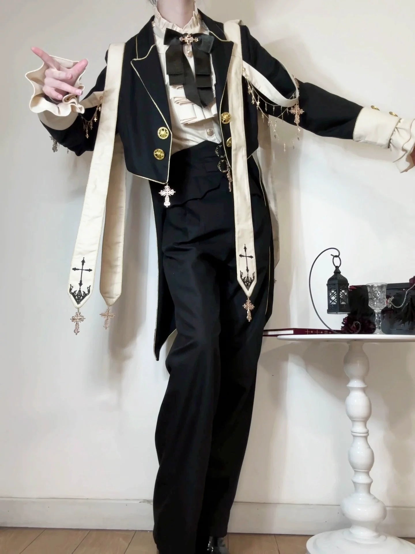 Priest Lolita long-sleeved coat, shirt, and pants — Ouji (prince-style), knight-inspired outfit