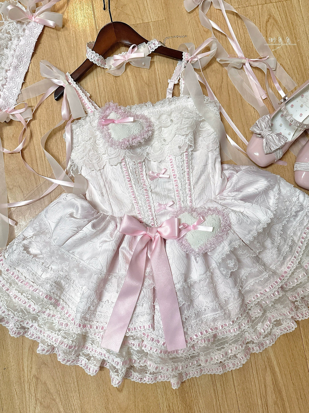 Whimsical Pastel Lolita Dress with Embroidered Animal Motifs and Ruffled Skirt