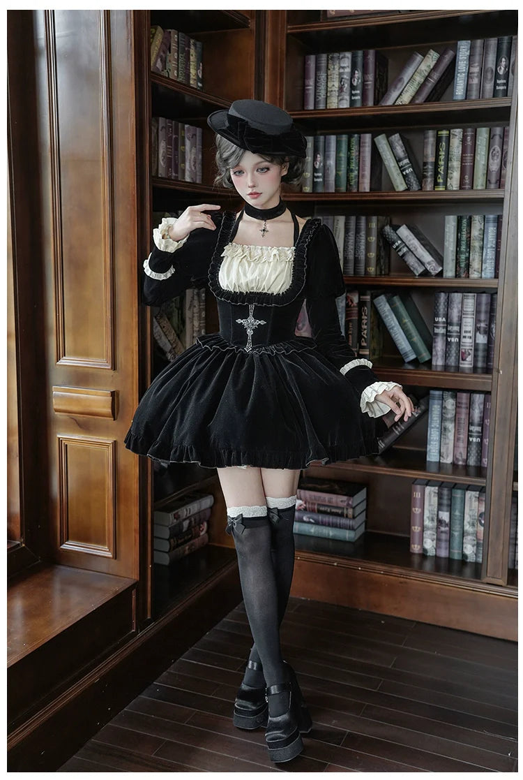 Square Neck Waist Boned Velvet OP Lolita (Gemini Winter Collection)