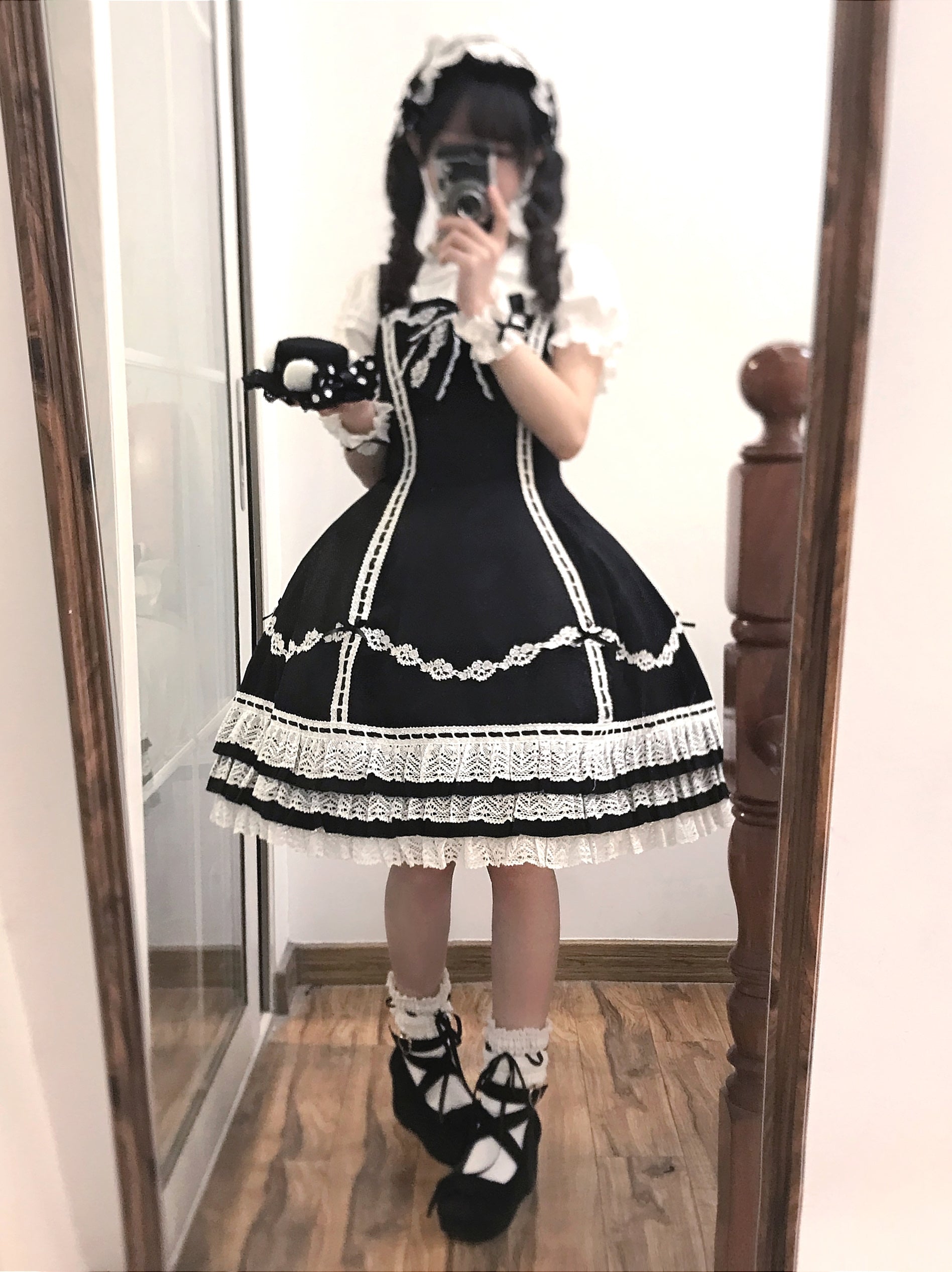 Elegant Black and White Lolita JSK with Detachable Apron