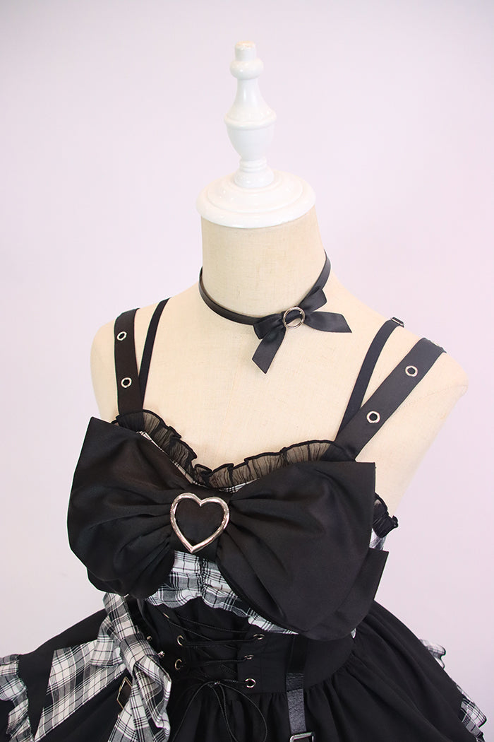 Elegant Gothic Lolita JSK with Heart Embellishment and Plaid Accents