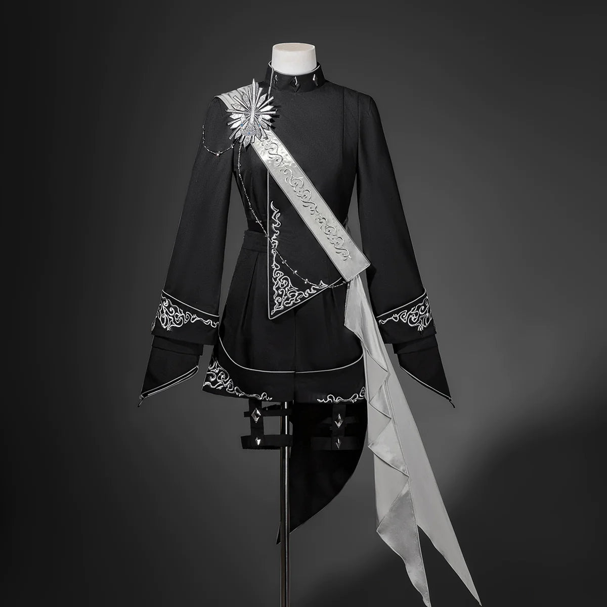 Vintage Dark Gothic Prince-style Suit with Suspenders and Shorts — Dashing and Handsome