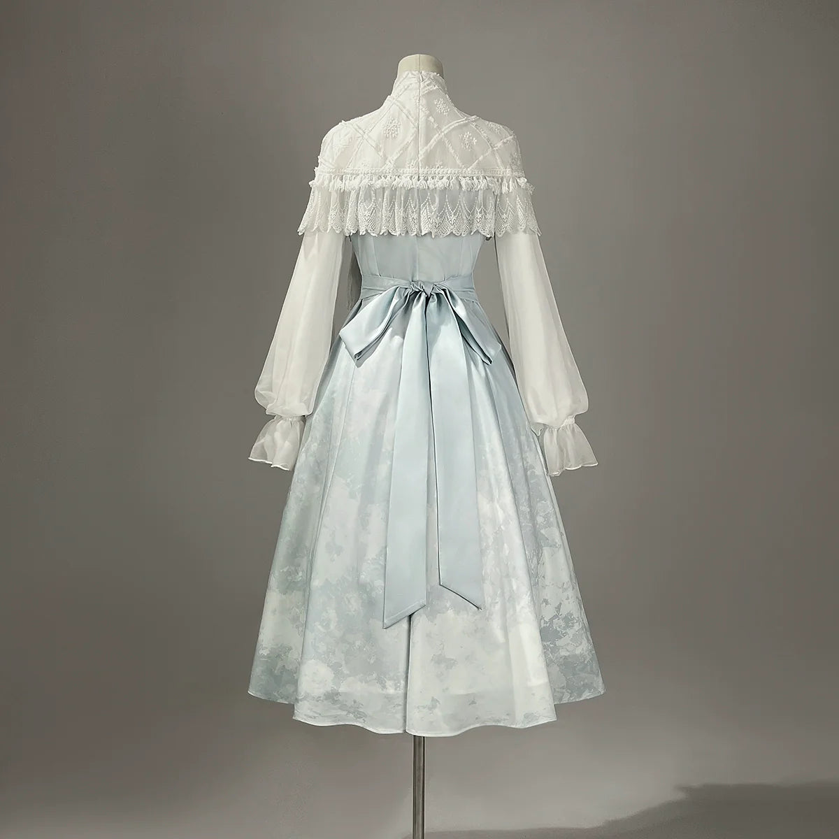 Light - blue Traditional Chinese - style Dress with Delicate Floral Embroidery and Sheer Sleeves