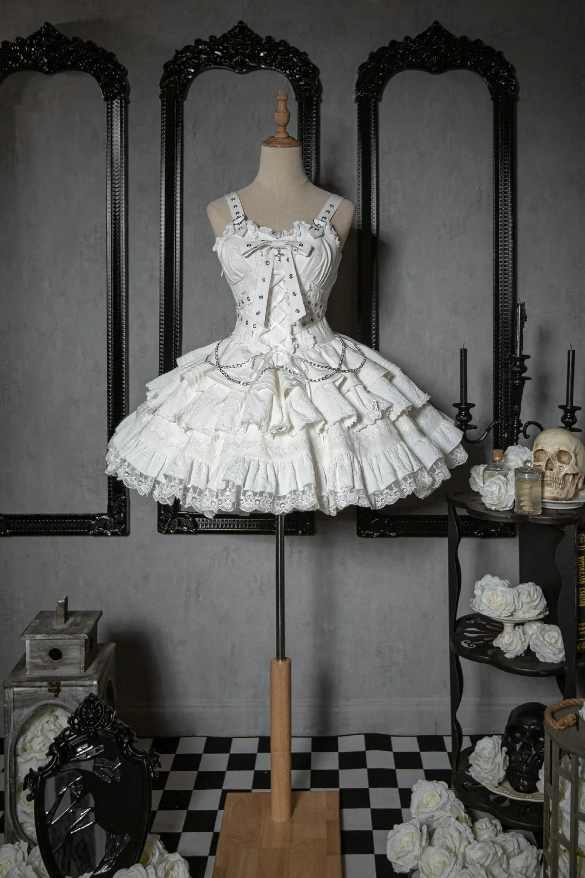 Gothic Elegance: Vintage-Inspired Black&White Lolita JSK with Intricate Details and Versatile Styling