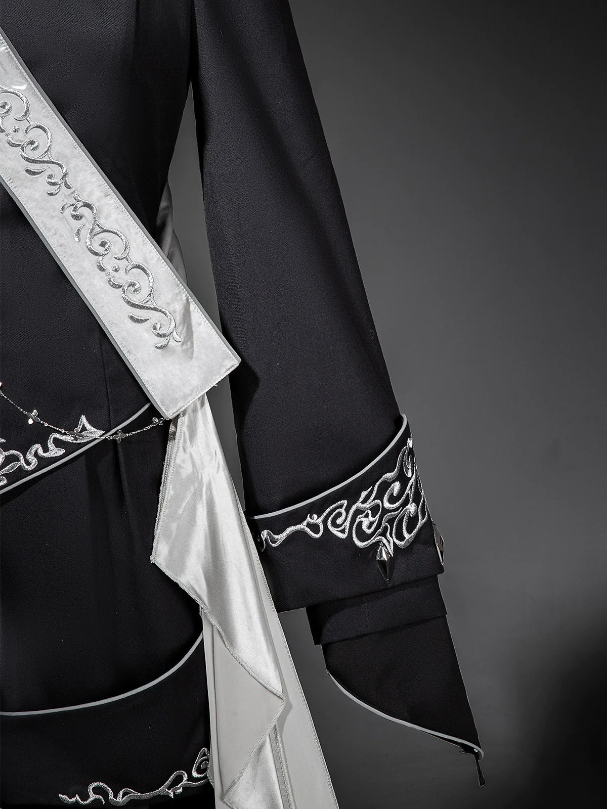 Vintage Dark Gothic Prince-style Suit with Suspenders and Shorts — Dashing and Handsome