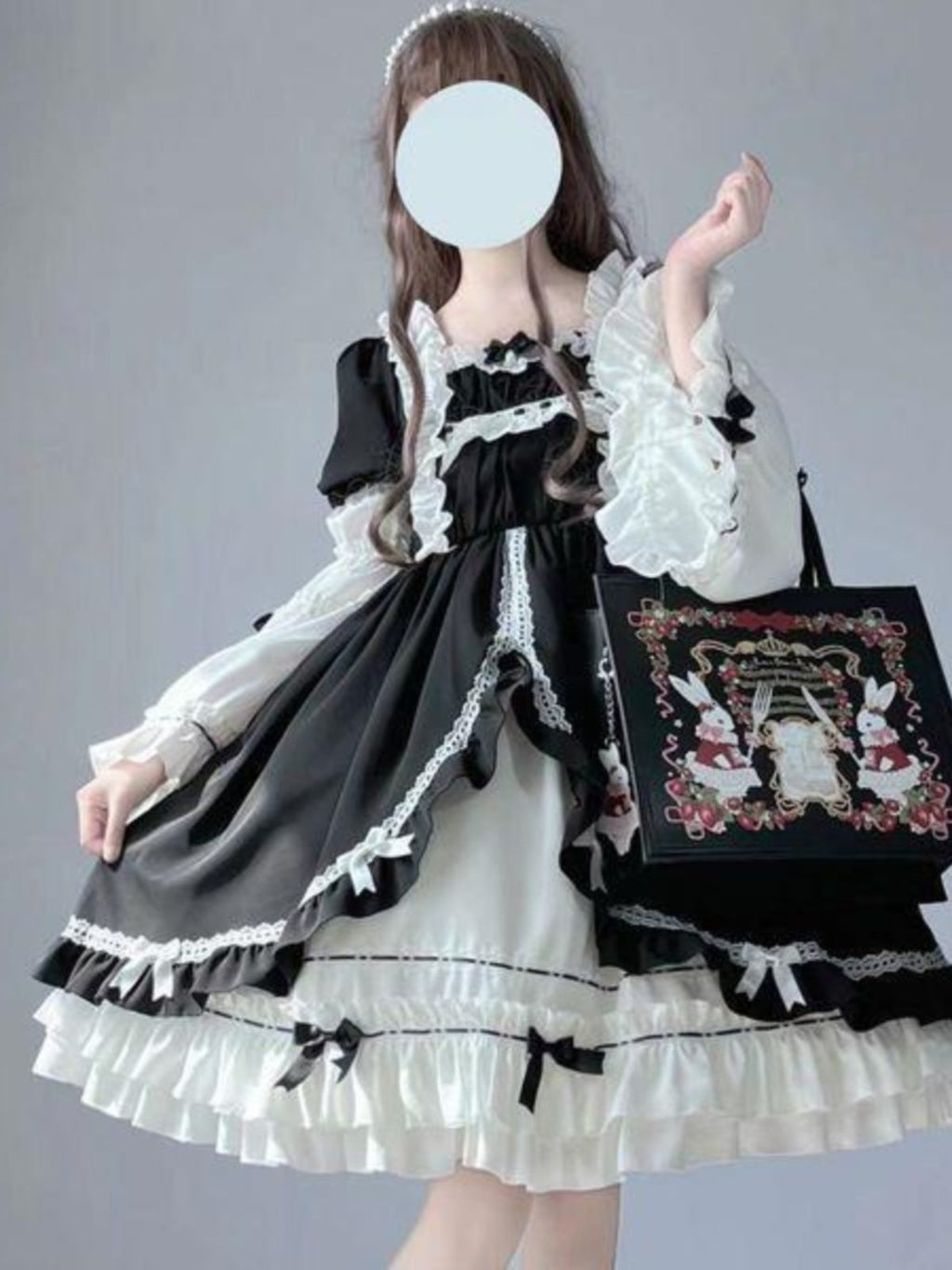 Elegant Black and White Layered Lolita Dress with Detachable Apron - Versatile and Comfortable for All Occasions