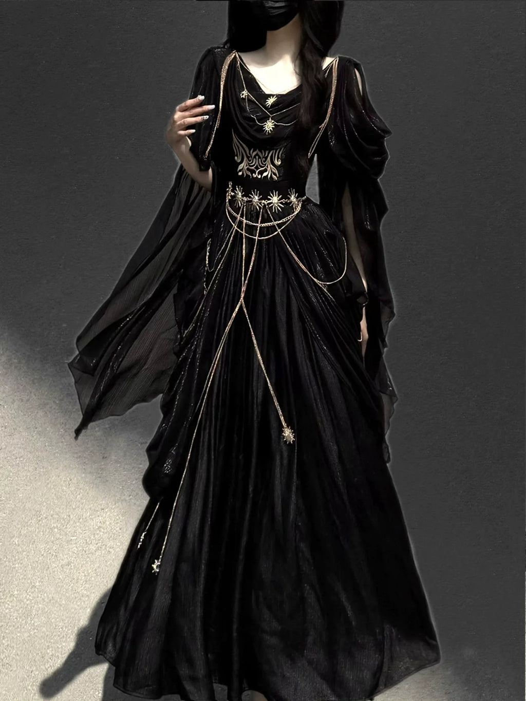 Dark fairy maxi dress: A perfect blend of lace and tassels