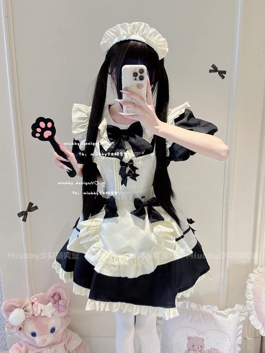 Elegant Black and White Lolita Maid Dress with Ruffled Skirt and Delicate Bows