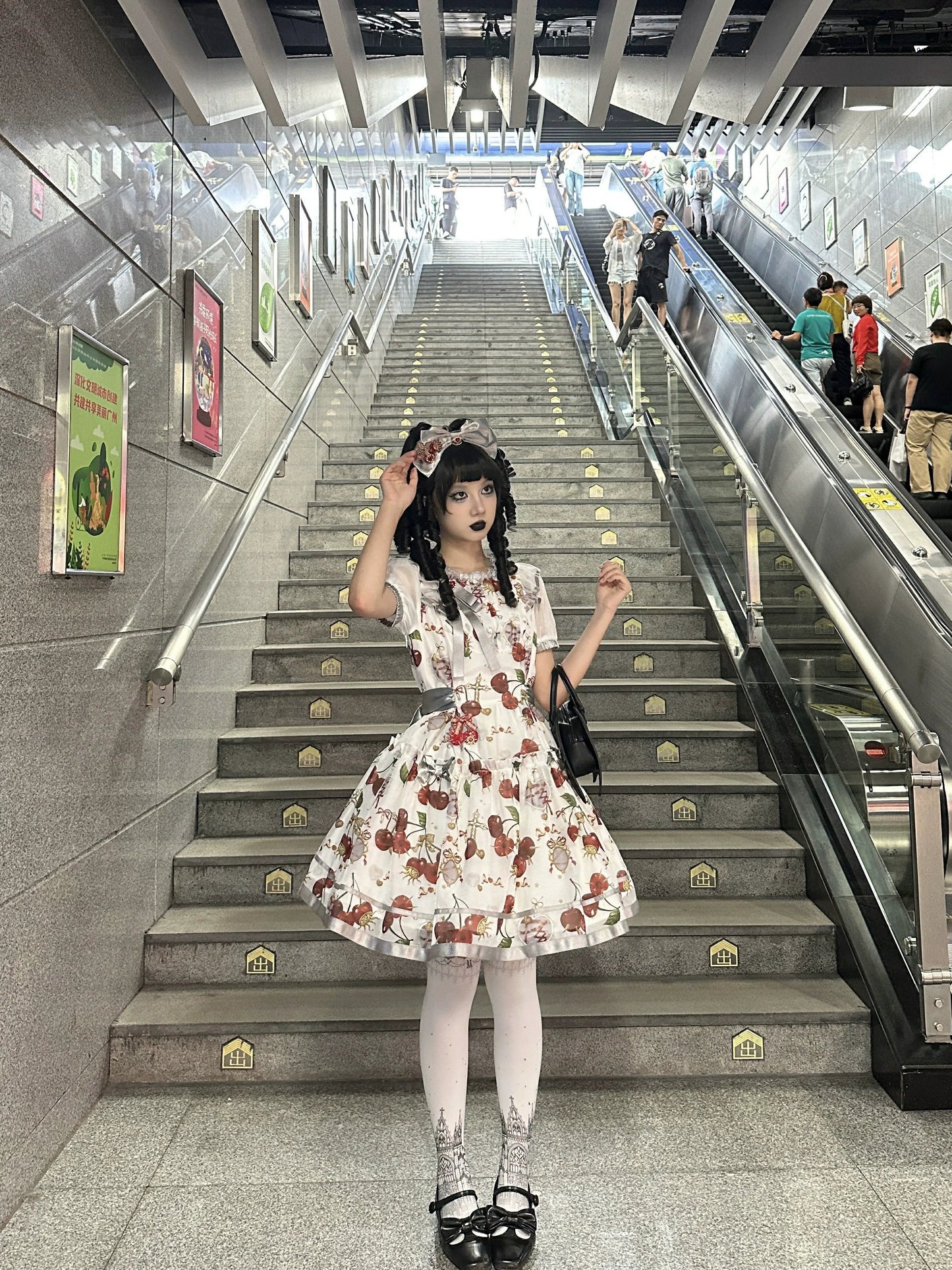 S-2XL Cherry Blossom Delight Lolita Dress – Sweet Vintage Print JSK/OP in Black, Red, Gray & White