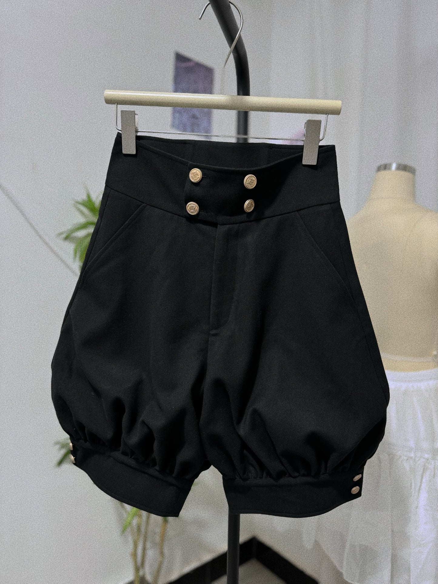 European Prince Lolita Cape Set – Black Jacket with Puff Shorts and Lace Collar Blouse