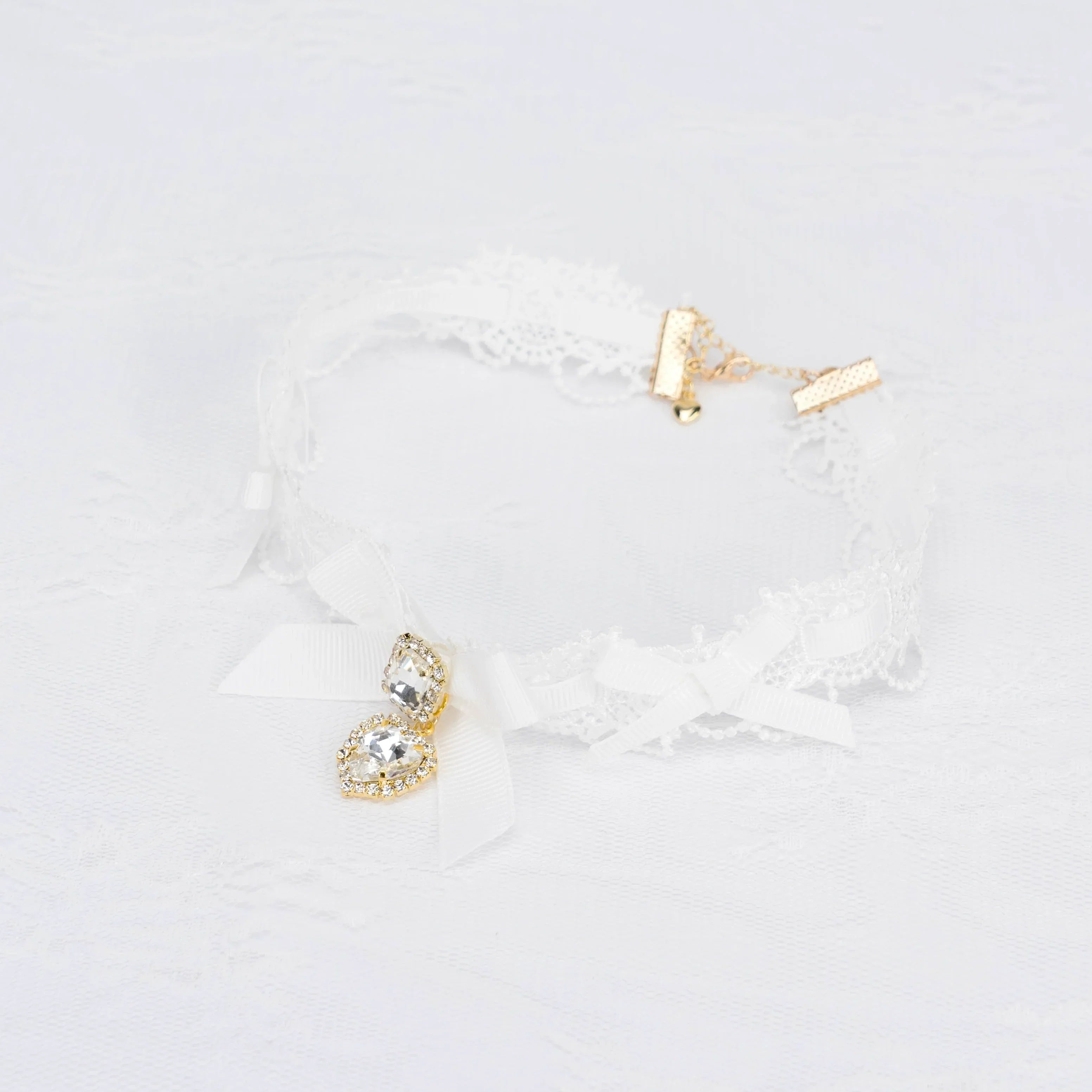 Edgy Punk Style Elaborate Double-Layer Necklace with Pearls and Gemstone Choker Lolita Collarbone Chain