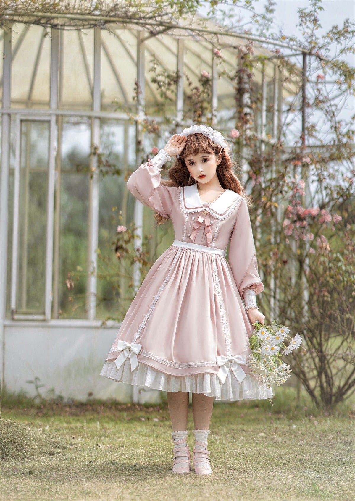 Elegant Romantic Lace Lolita OP with Grand Overskirt